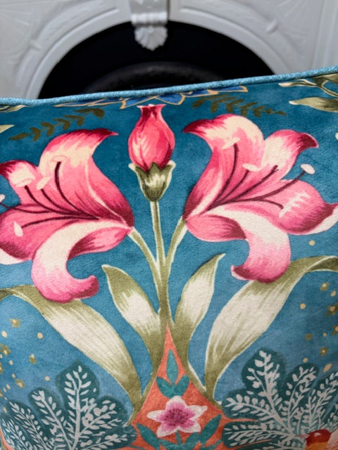 ILiv Babooshka Velvet Cushion