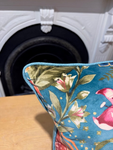 ILiv Babooshka Velvet Cushion